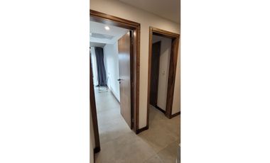 Vendo 4 ambientes, moderno con terraza y cochera propia