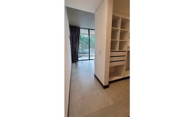 Vendo 4 ambientes, moderno con terraza y cochera propia