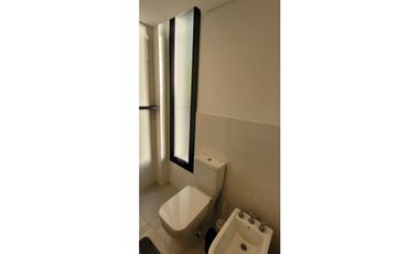 Vendo 4 ambientes, moderno con terraza y cochera propia