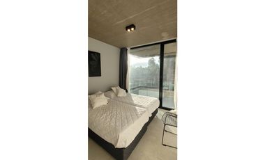 Vendo 4 ambientes, moderno con terraza y cochera propia