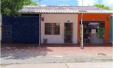 Inmueble Multifucional sobre via pricipal de Carrizal