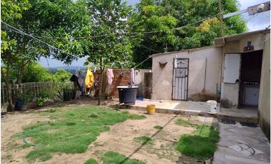 Inmueble Multifucional sobre via pricipal de Carrizal