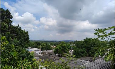 Inmueble Multifucional sobre via pricipal de Carrizal