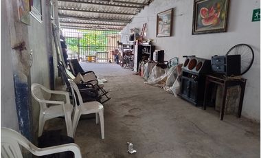 Inmueble Multifucional sobre via pricipal de Carrizal