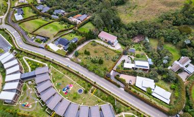 VENTA DE LOTE INDEPENDIENTE ALTO DE PALMAS