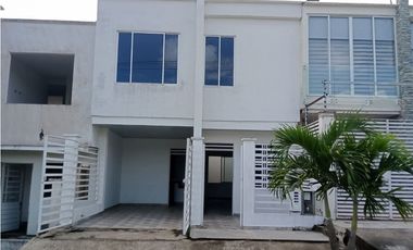 SE VENDE HERMOSA CASA EN URBANIZACION EL NOGAL