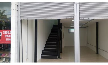 Local Comercial Primer Primer Piso Centro Comercial Manila