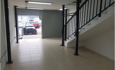 Local Comercial Primer Primer Piso Centro Comercial Manila