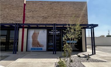 Locales en Plaza Paseo Acacia. Zona en crecimiento  en Juárez Chih.