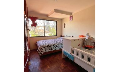 Venta de Casa, Cuenca, Baños 218m²