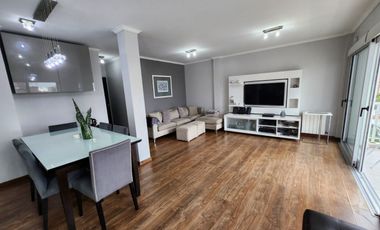 VENDO PISO EN ZONA PARQUE 3 DORMITORIOS, 3 BAÃOS, COCHERA U$S 270.000.