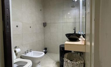 VENDO PISO EN ZONA PARQUE 3 DORMITORIOS, 3 BAÃOS, COCHERA U$S 270.000.