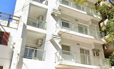 VENDO PISO EN ZONA PARQUE 3 DORMITORIOS, 3 BAÃOS, COCHERA U$S 270.000.