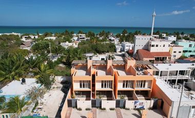 EN VENTA CASA EN MERIDA DE 1 HABITACION CON ALBERCA Y ROOFTOP