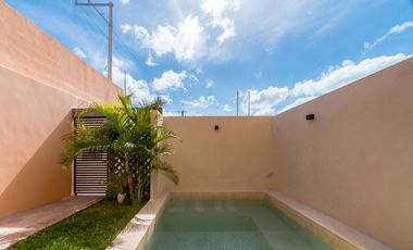 EN VENTA CASA EN MERIDA DE 1 HABITACION CON ALBERCA Y ROOFTOP