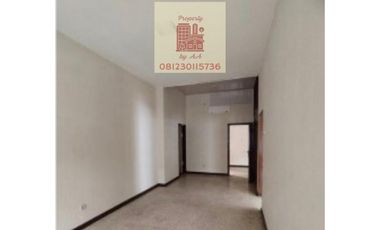 Rumah Langsung Pemilik Di Pinggir Jalan Raya Salemba Tengah