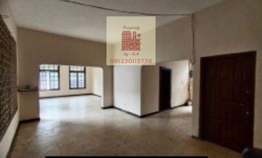 Rumah Langsung Pemilik Di Pinggir Jalan Raya Salemba Tengah