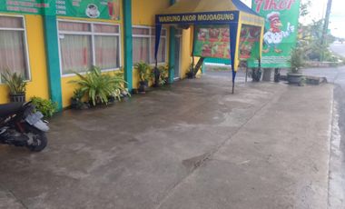jual murah rumah usaha  d Mojoagung bagus untuk kuliner jual grosiran