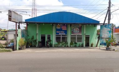 jual murah rumah usaha  d Mojoagung bagus untuk kuliner jual grosiran