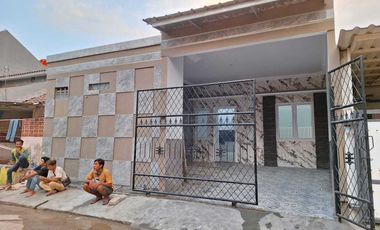 Dijual rumah baru simprug poris Tangerang