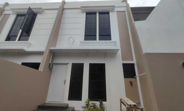 Rumah Cantik Ekonomis  Pangkalan asem Lokasi Strategis paud puspa inda