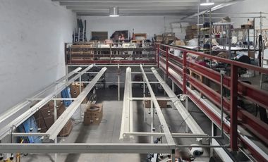 Se vende bodega en Jardines del Bosque