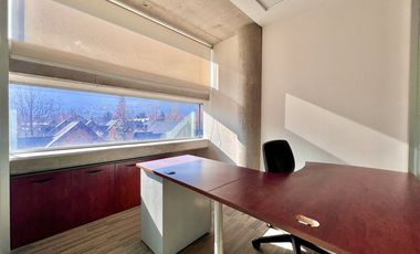 Oficina en Arriendo en Av. Santa María - Carolina Rabat