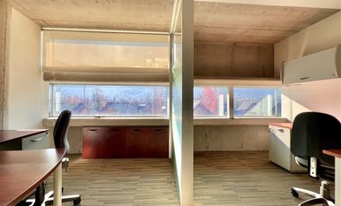 Oficina en Arriendo en Av. Santa María - Carolina Rabat