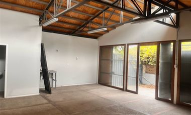 Oficina en Arriendo en Simón Bolívar/Av. Ossa