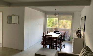 Alquiler Departamento de 3 ambientes con Cochera