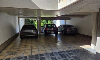 Alquiler Departamento de 3 ambientes con Cochera
