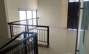 Rumah Modern 2 Lantai Siap Huni Dekat Area Perkantoran