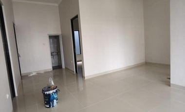 Di Jual Rumah 2Lt Villa melati mas Brand New
