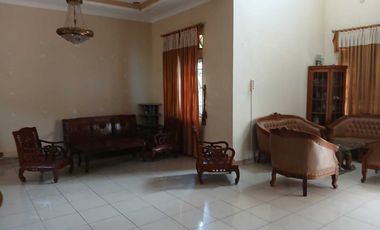 SEWA RUMAH SEMI FURNISH JALAN LEMBING KAMPUS PALEMBANG