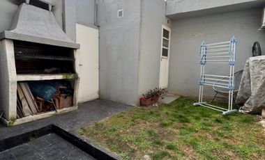 Casa PH en venta en Lomas de Zamora Oeste