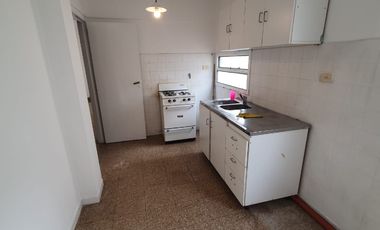Departamento en alquiler en Avellaneda Este