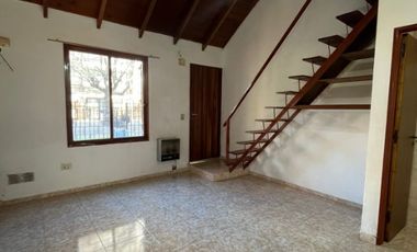 Duplex en alquiler en Moron Sur