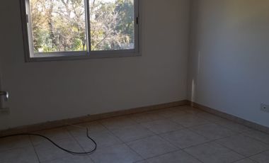 Triplex en alquiler en Hurlingham
