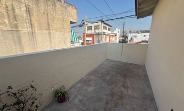 Departamento Tipo Casa en alquiler en Quilmes Oeste