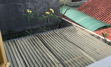 Rumah dijual Jl elang Manahan Solo