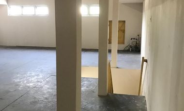 Rumah dijual Jl elang Manahan Solo