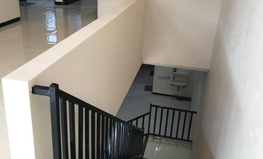 Rumah dijual Jl elang Manahan Solo