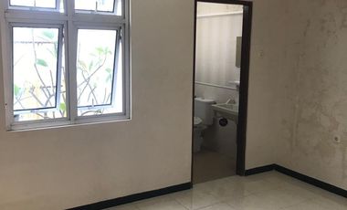 Rumah dijual Jl elang Manahan Solo