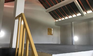 Rumah dijual Jl elang Manahan Solo