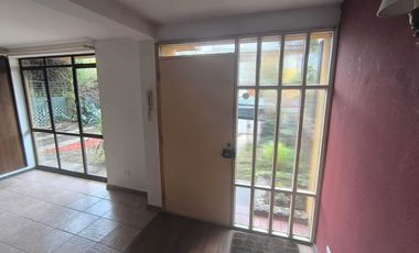 Casa en arriendo en LA REINA