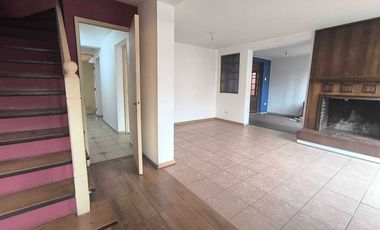 Casa en arriendo en LA REINA