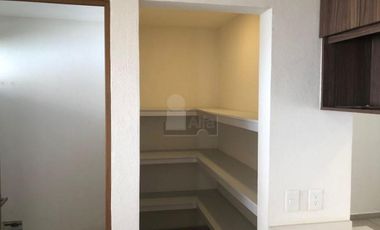 Casa sola en renta en Moncayo, Residencial Lago Esmeralda