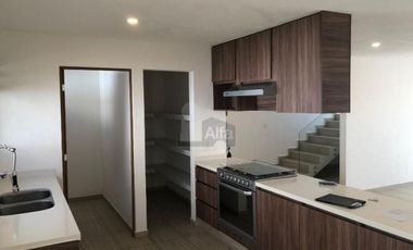 Casa sola en renta en Moncayo, Residencial Lago Esmeralda