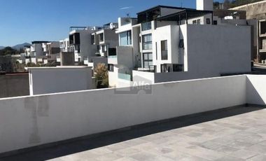 Casa sola en renta en Moncayo, Residencial Lago Esmeralda