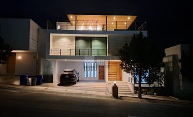 Casa Residencial en VENTA / RENTA en Club de Golf La Loma, San Luis Potosí